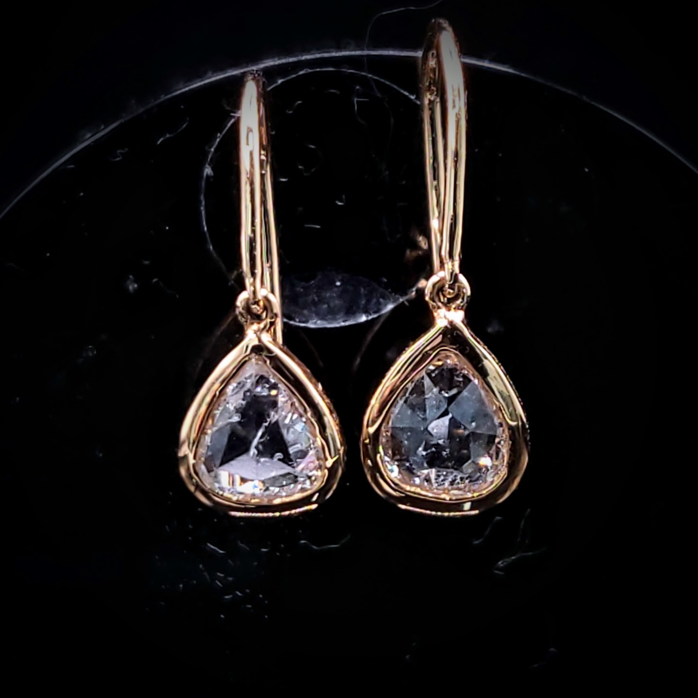 18K White Gold 0.56ct Pear Shaped Diamond Earrings