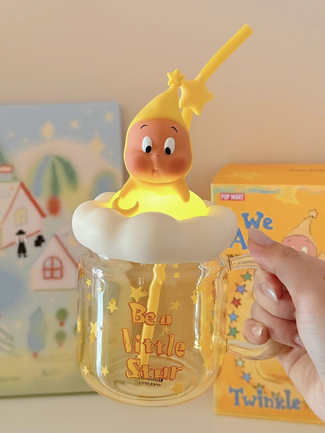 POP MART 泡泡瑪特 星星人 我們都是星星人系列 發光 雲朵 吸管杯 530ML