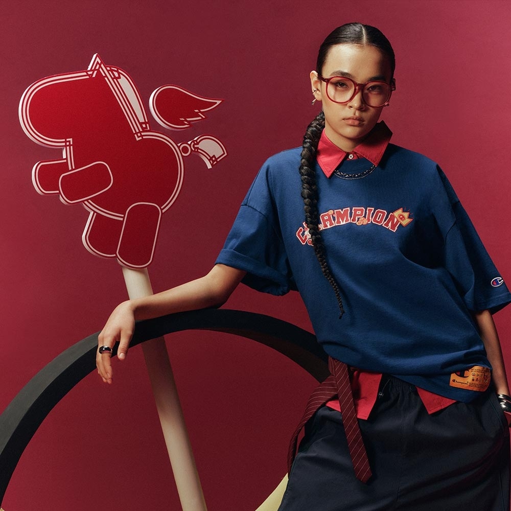 男女款- CNY系列-馬年系列  LOGO袖棉質T恤- 深藍色紋（U6ASSSU043M-603）