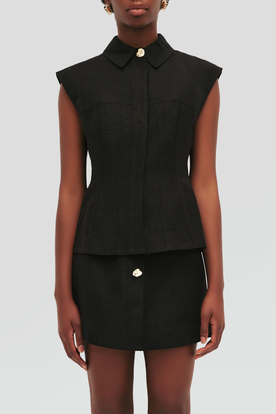 Aje｜MAGNOLIA 寬肩收腰背心上衣