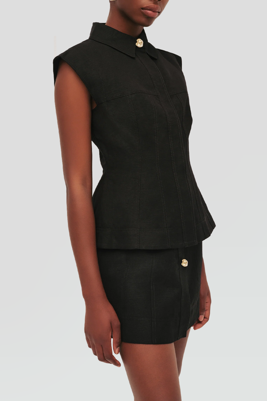 Aje｜MAGNOLIA 寬肩收腰背心上衣