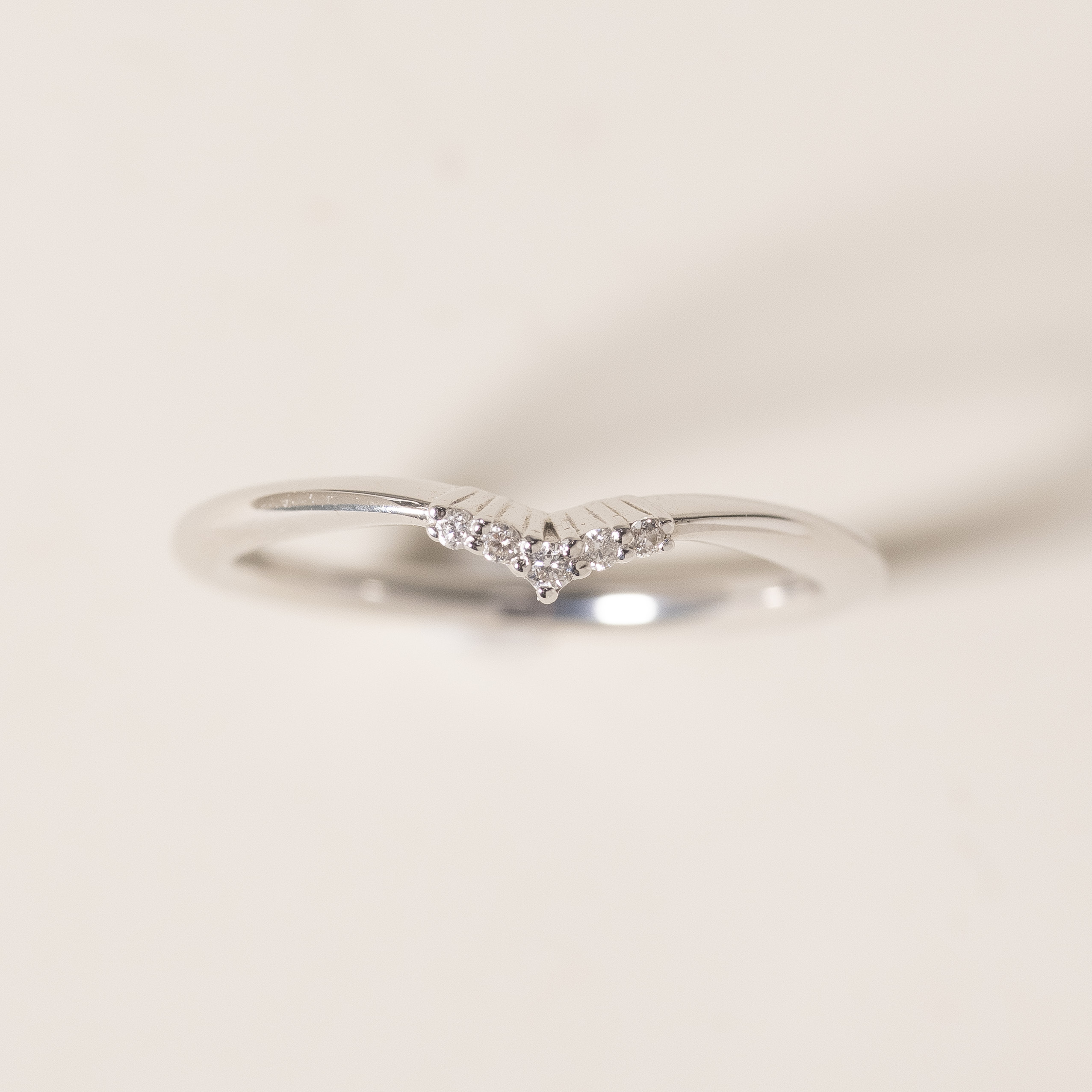 18K Cinco Diamond Ring