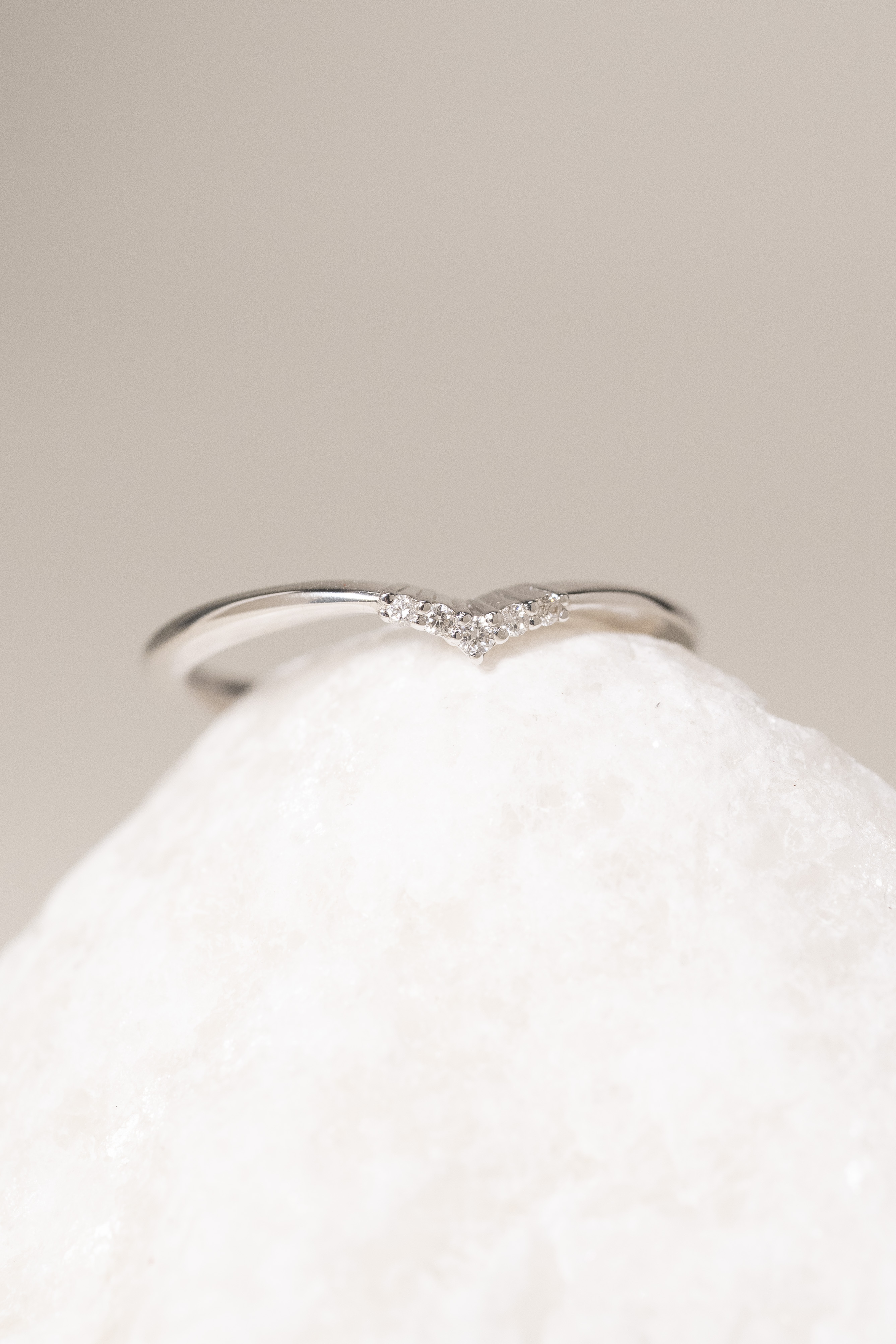 18K Cinco Diamond Ring