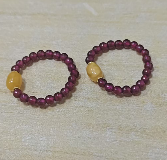 UZ002 B2 紫牙烏棗珠戒圈 琥珀：4-5mm 彩寶：3mm HK14-HK19可帶