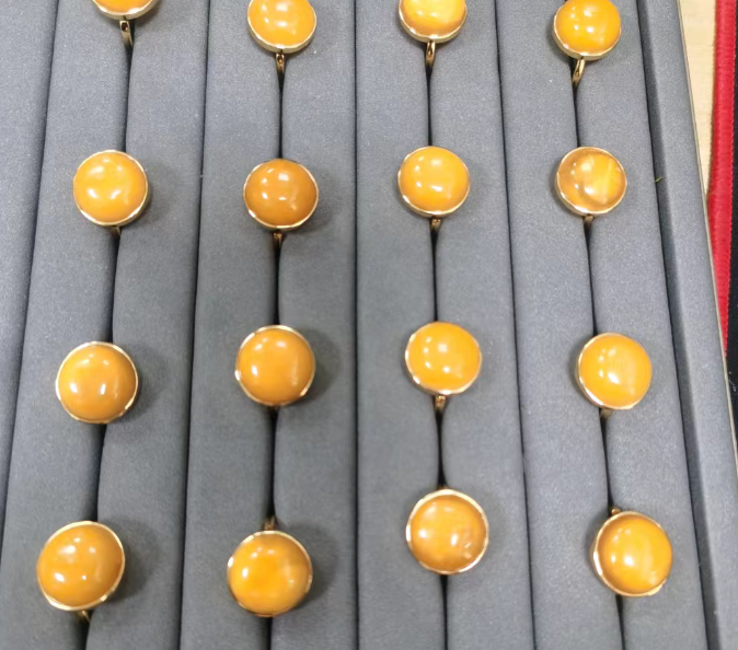 UZ023 B23 蜜蠟半圓鑲嵌戒指 蜜蠟：15*15mm 金屬：S925 開口戒