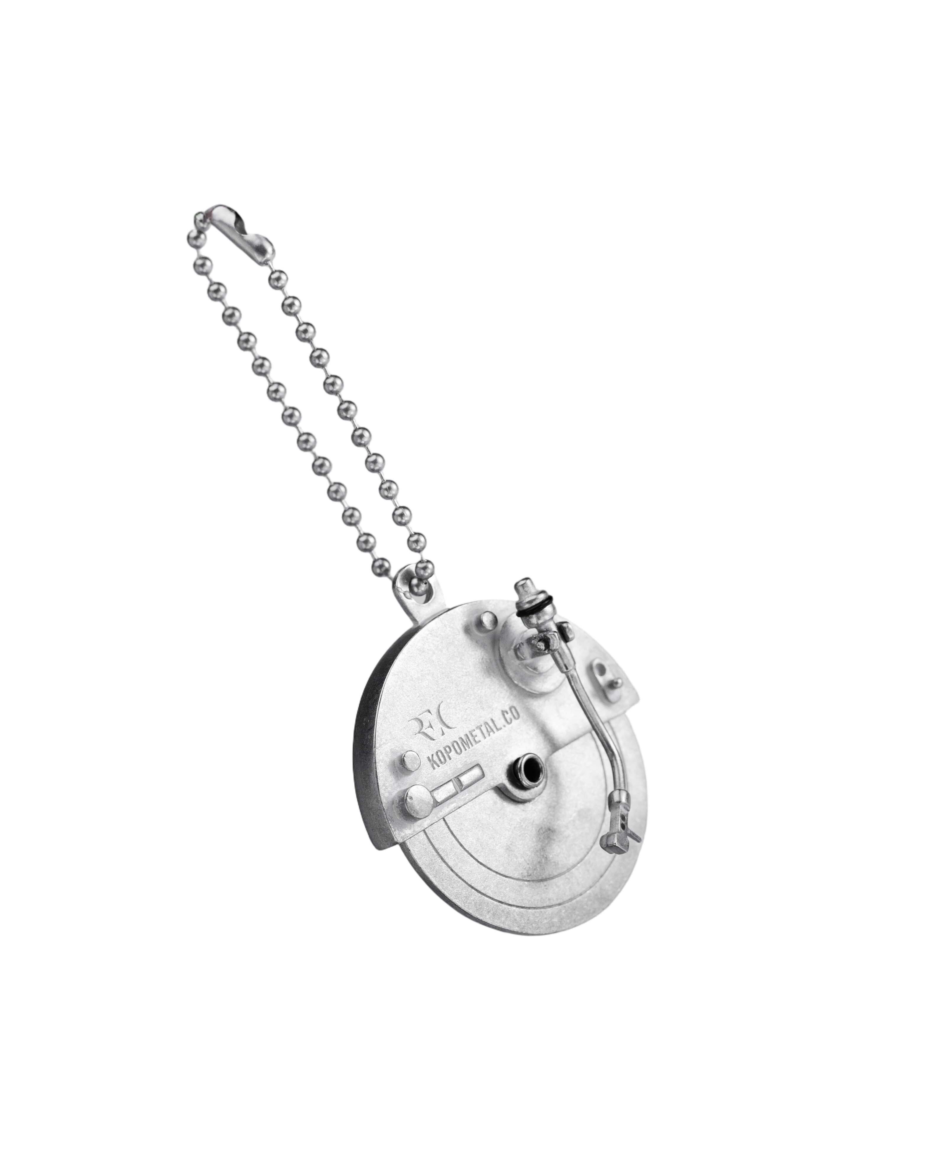 REC X KOPOMETAL Turntable Spinner吊飾