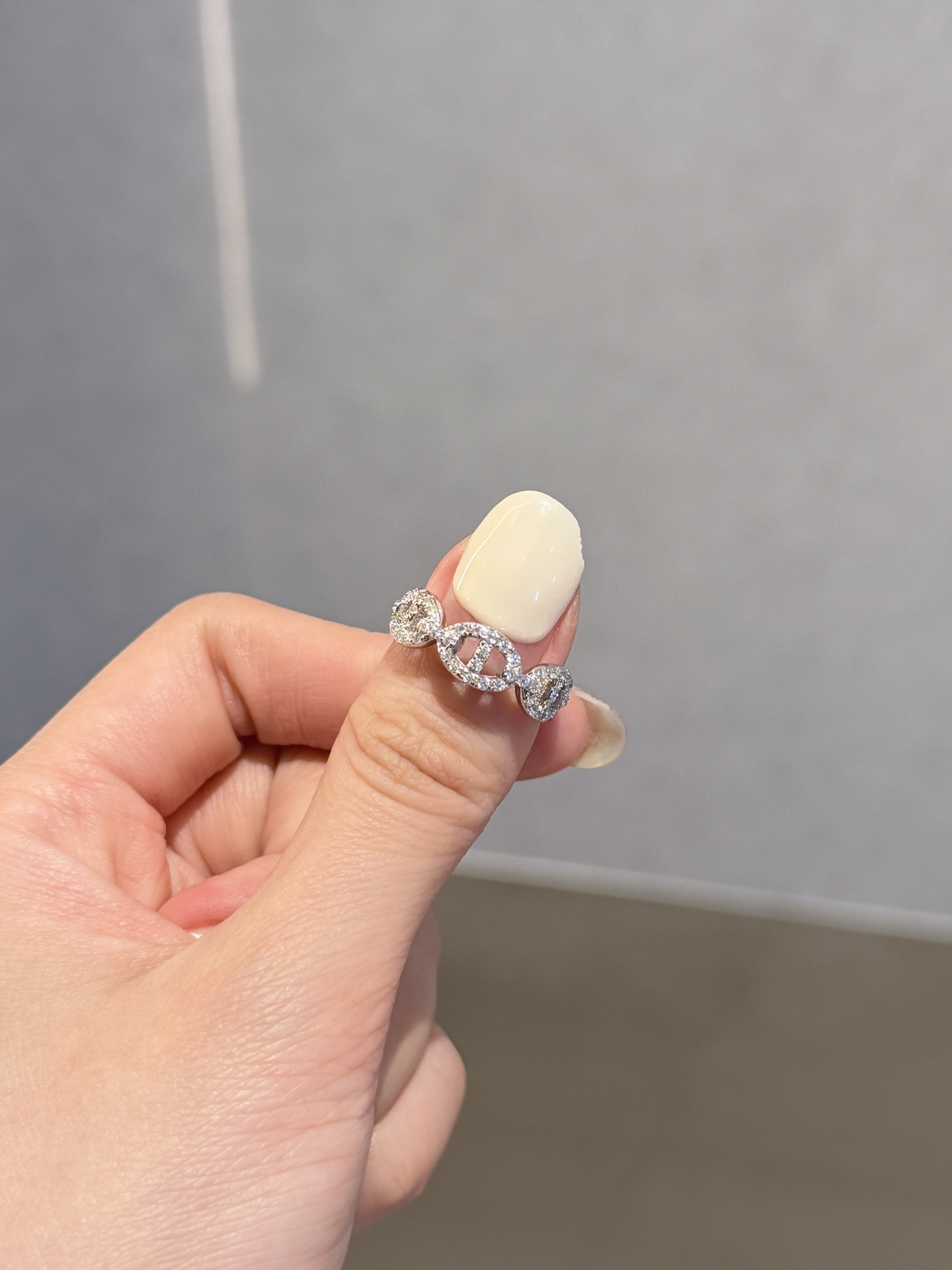 Daine moissanite ring