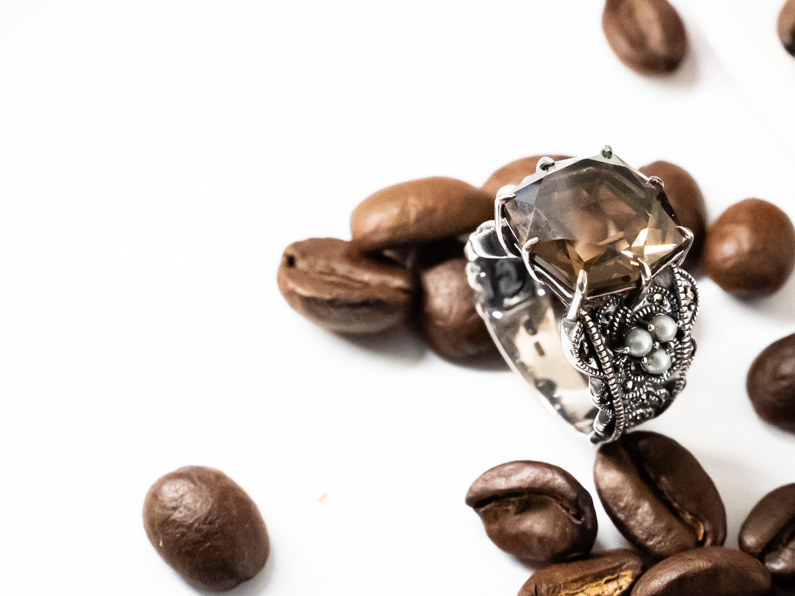 八角形切割茶晶戒指