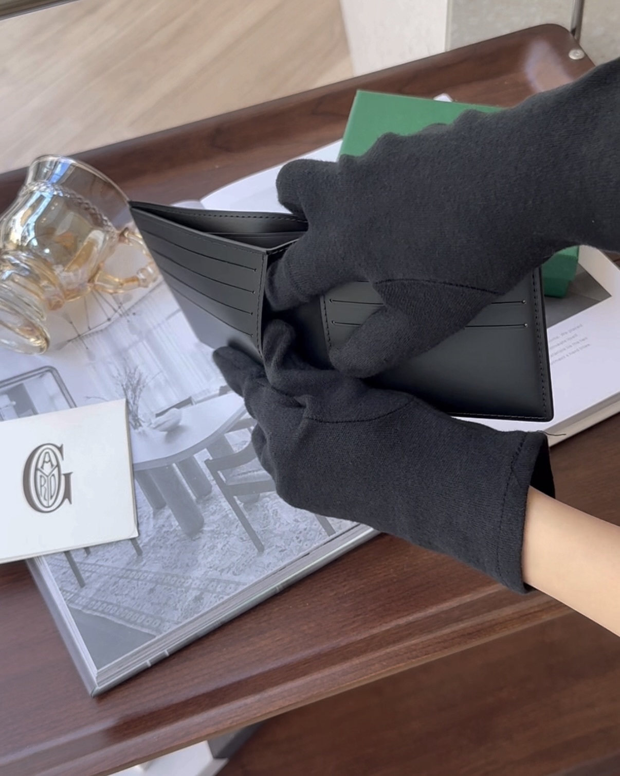 GOYARD｜內八卡雙折短夾 黑色