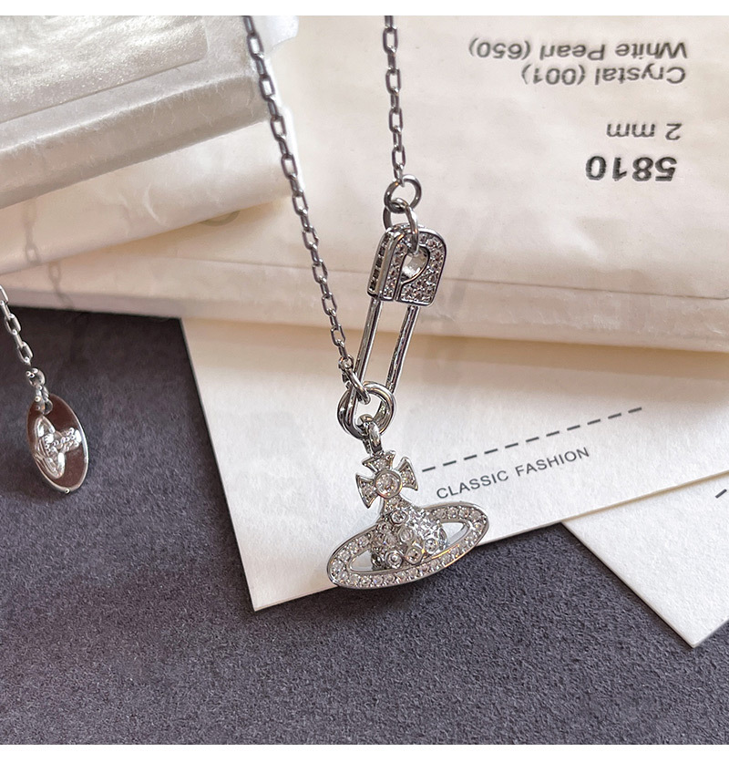 叛逆安娜 水鑽別針土星項鍊