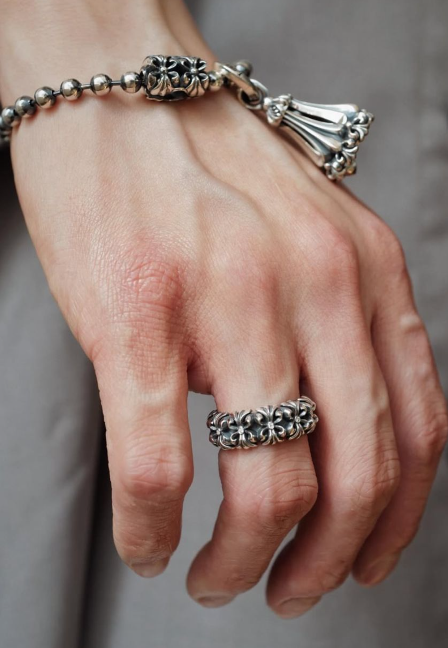 CHROME RING W/DIAMOND