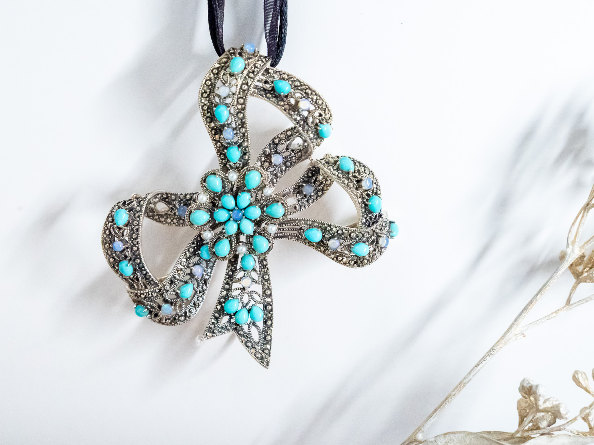 綠松石閃亮蛋白石胸墜