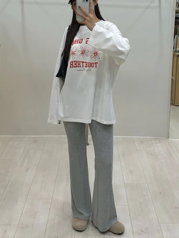 搖身一變長腿妹妹羅紋貼腿喇叭褲