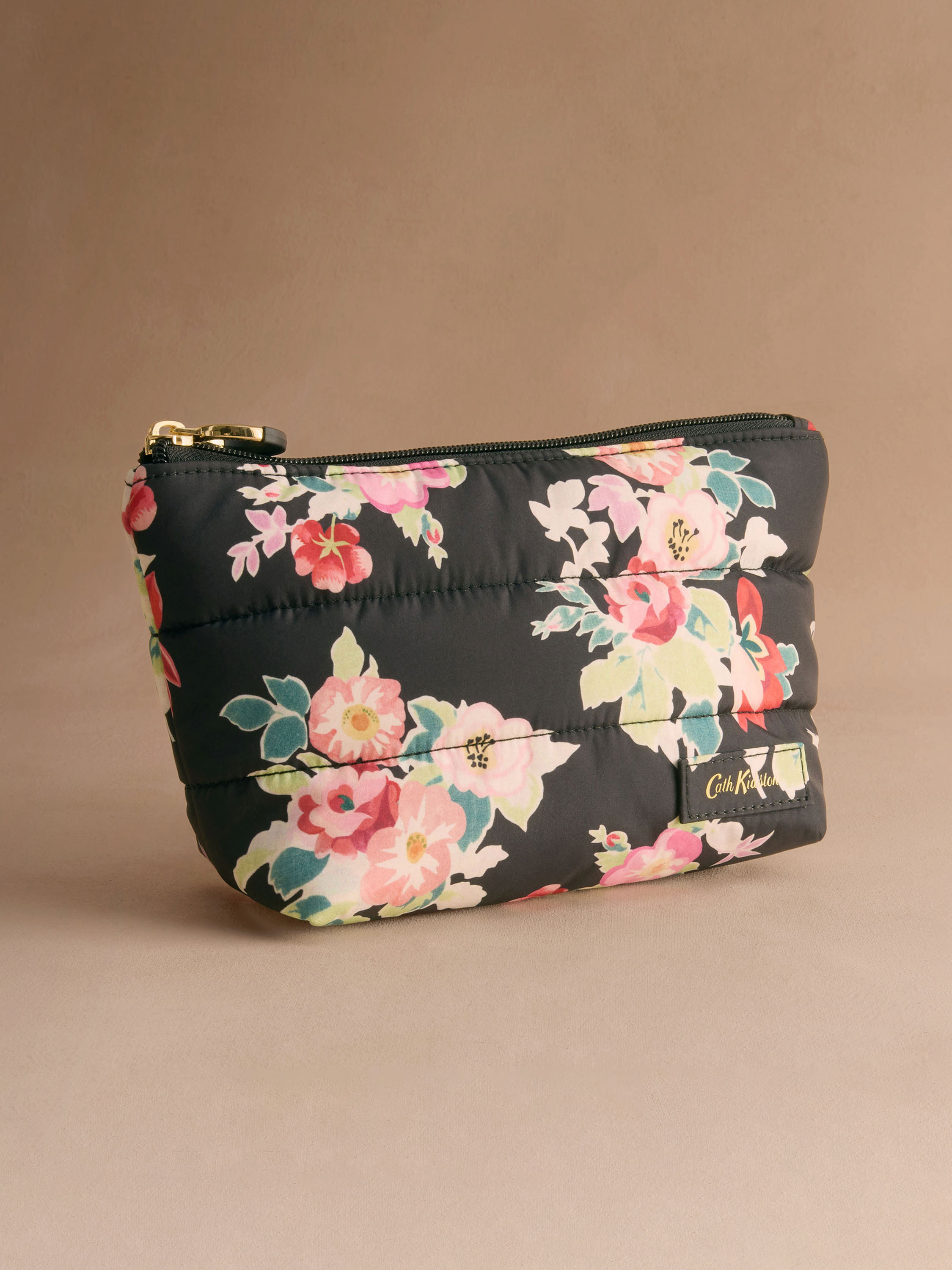 Archive Bunches 絎縫立體收納包