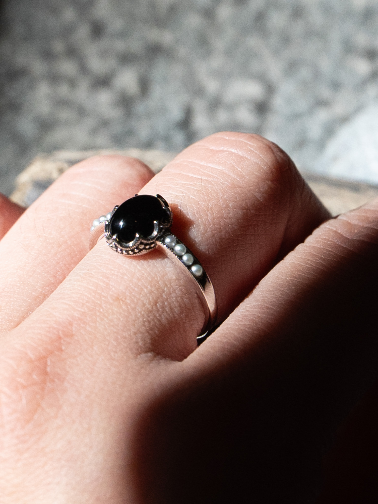 典雅黑瑪瑙小米珠戒指OP2144