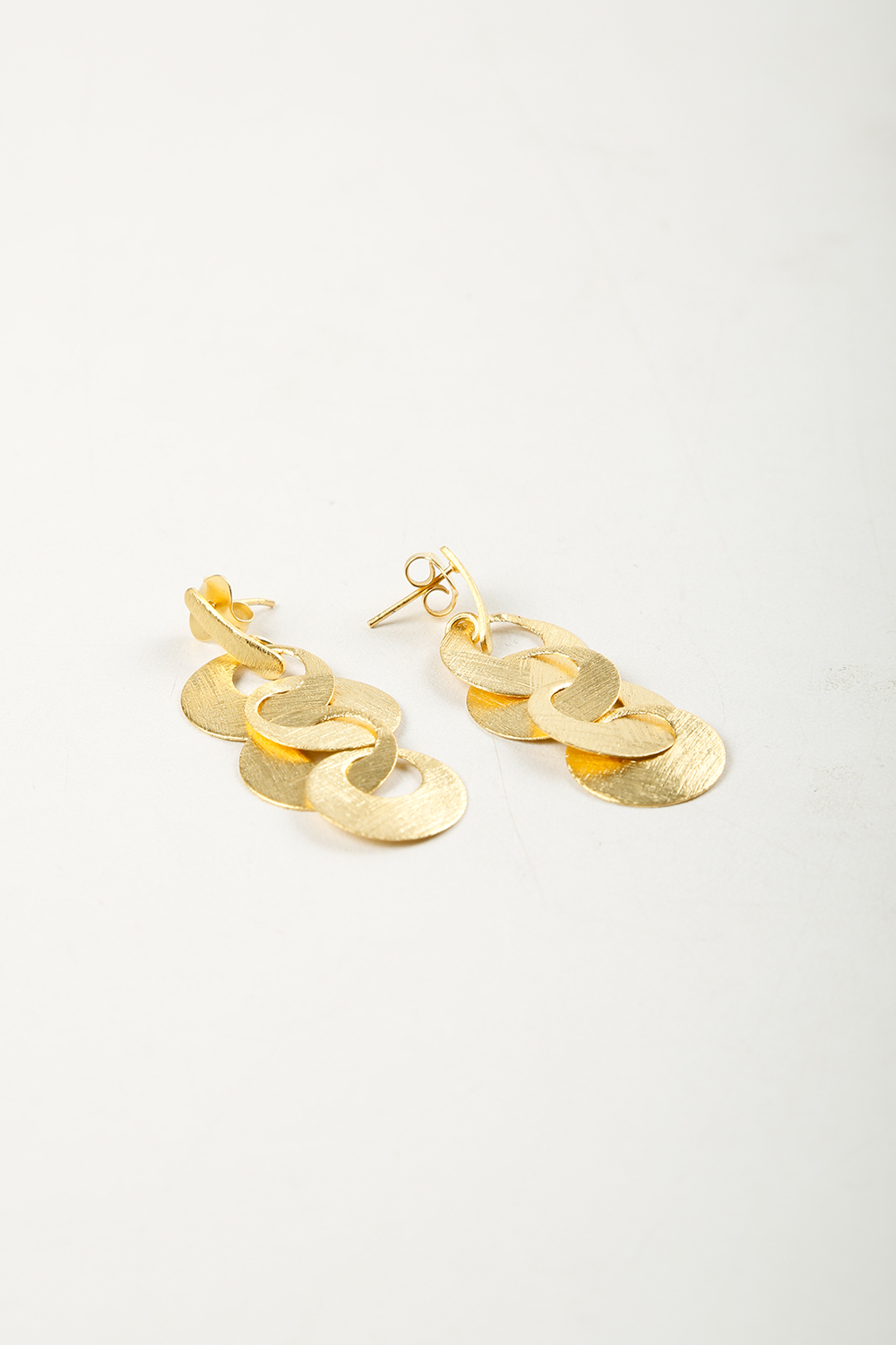 Leila-E 幾何圓環層疊耳環