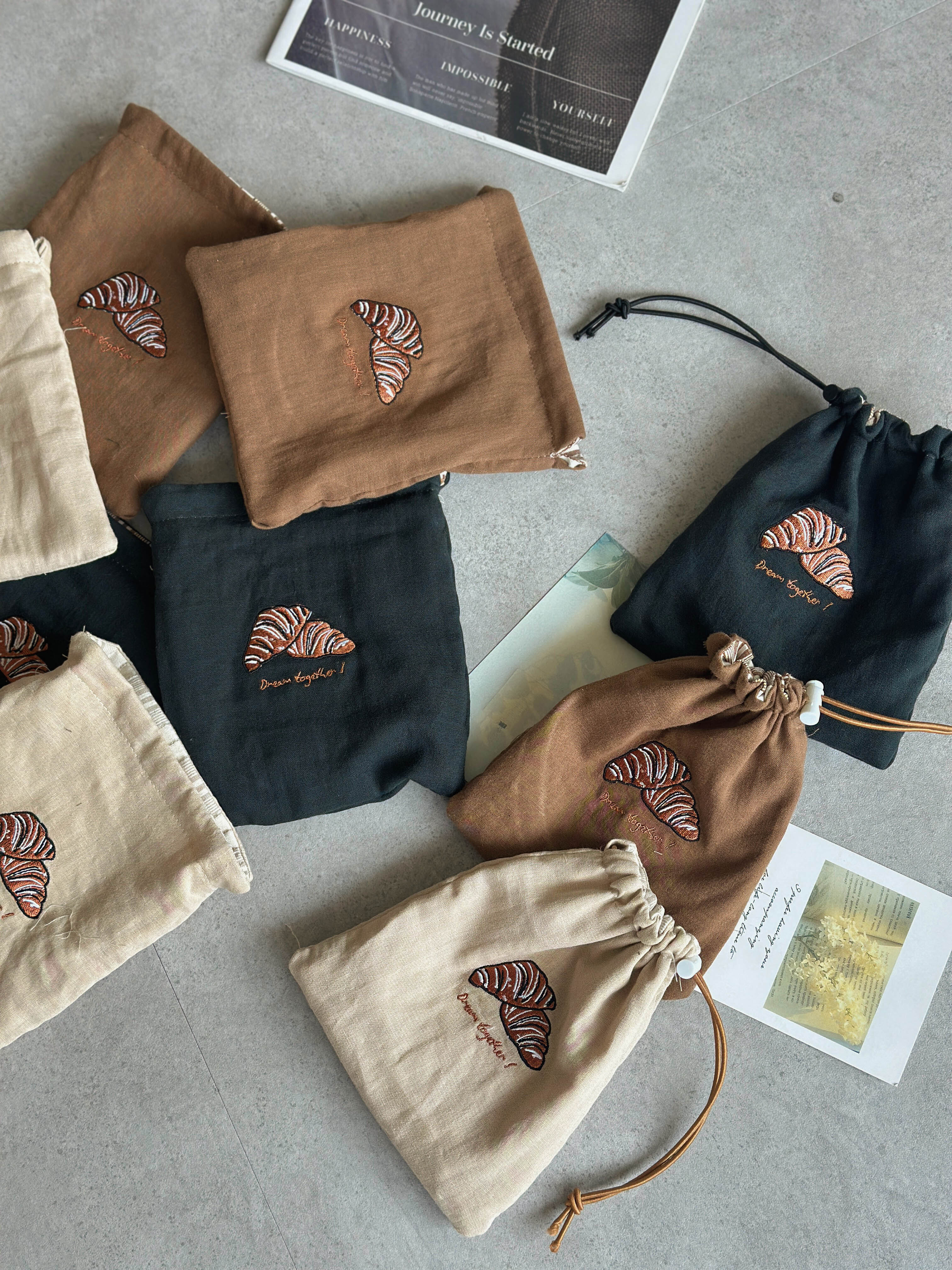 Butter Croissant Drawstring Bag -D115