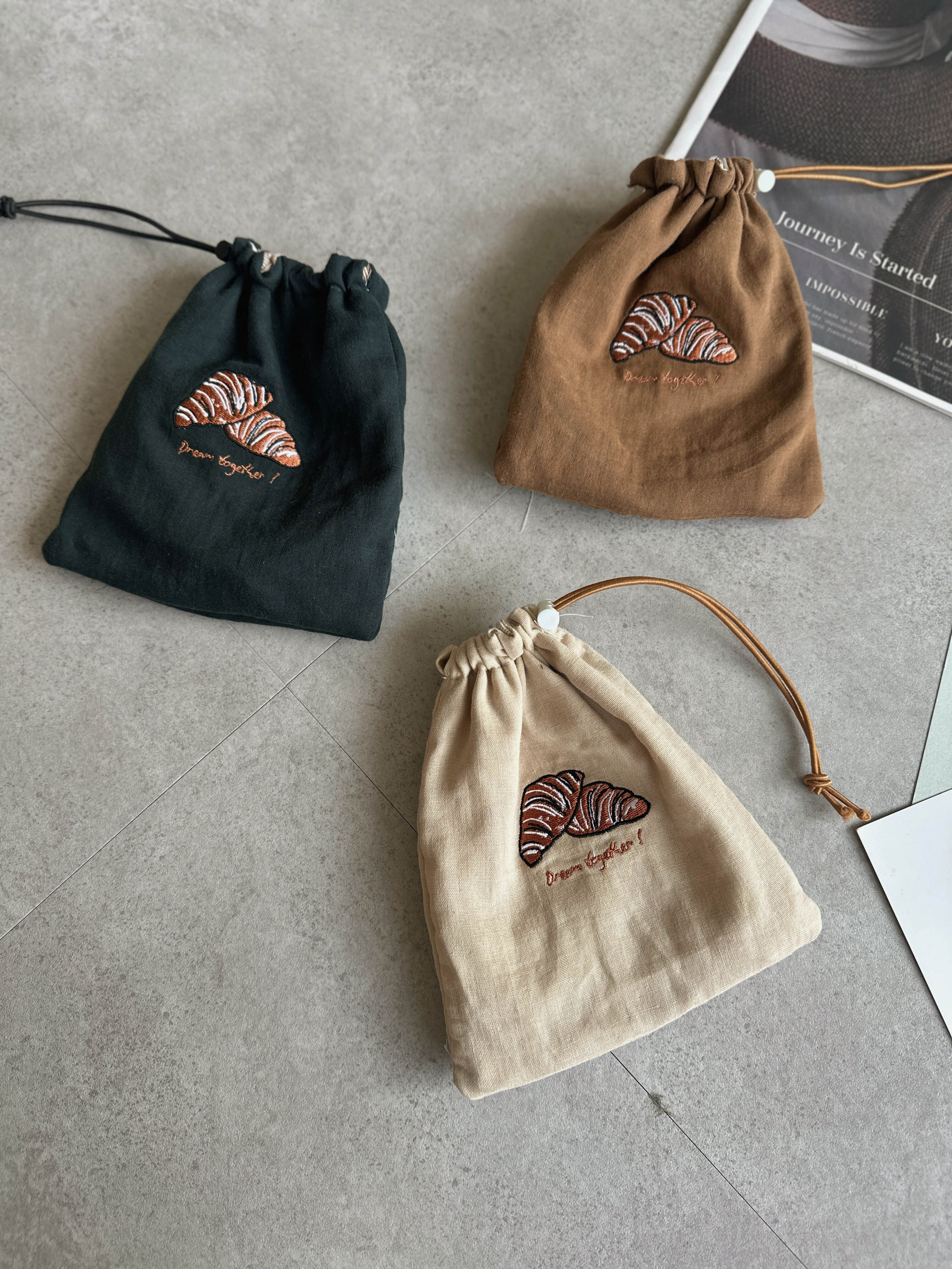 Butter Croissant Drawstring Bag -D115