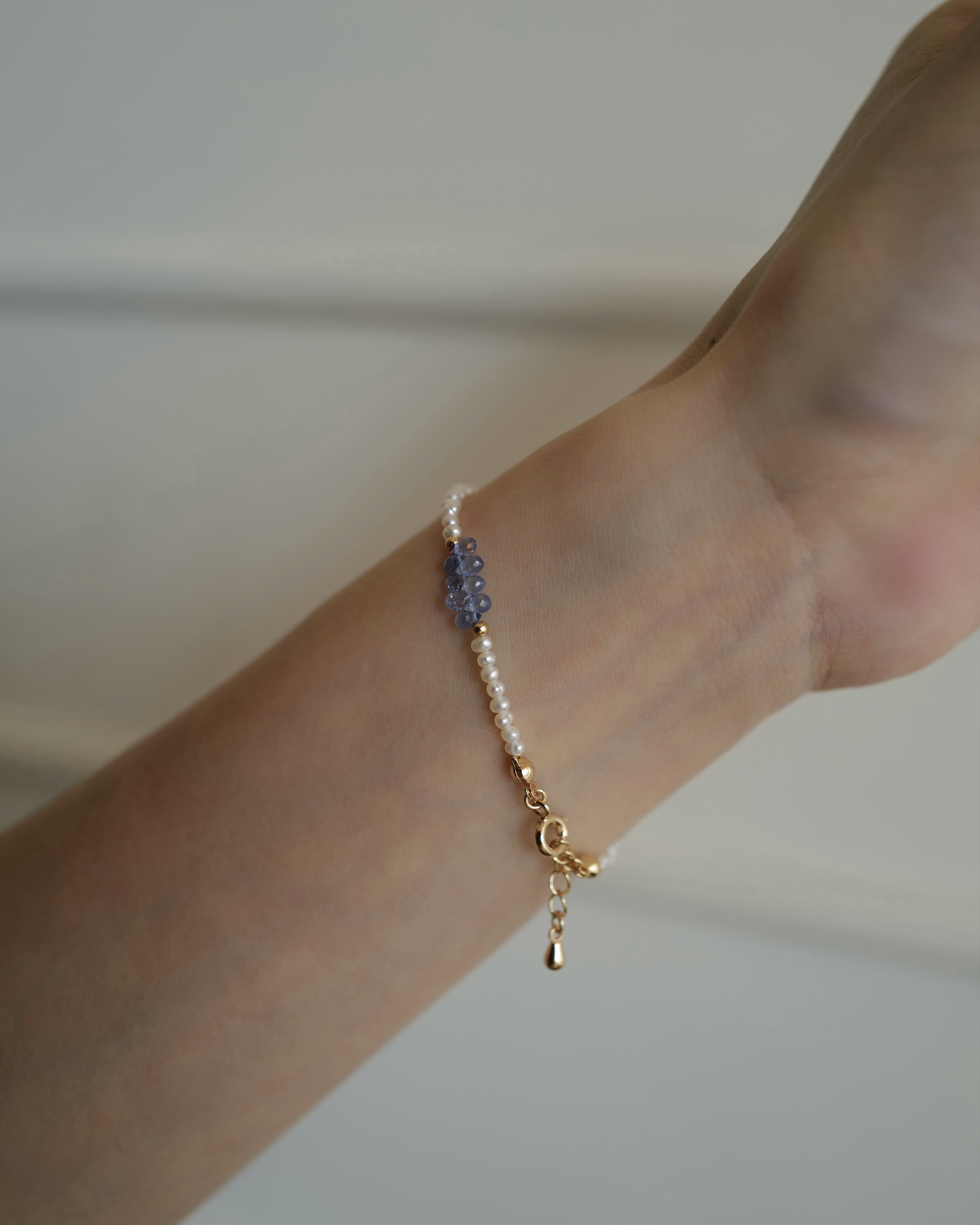 Crystal Blue Sapphire｜澄藍微光 藍寶石珍珠手鏈