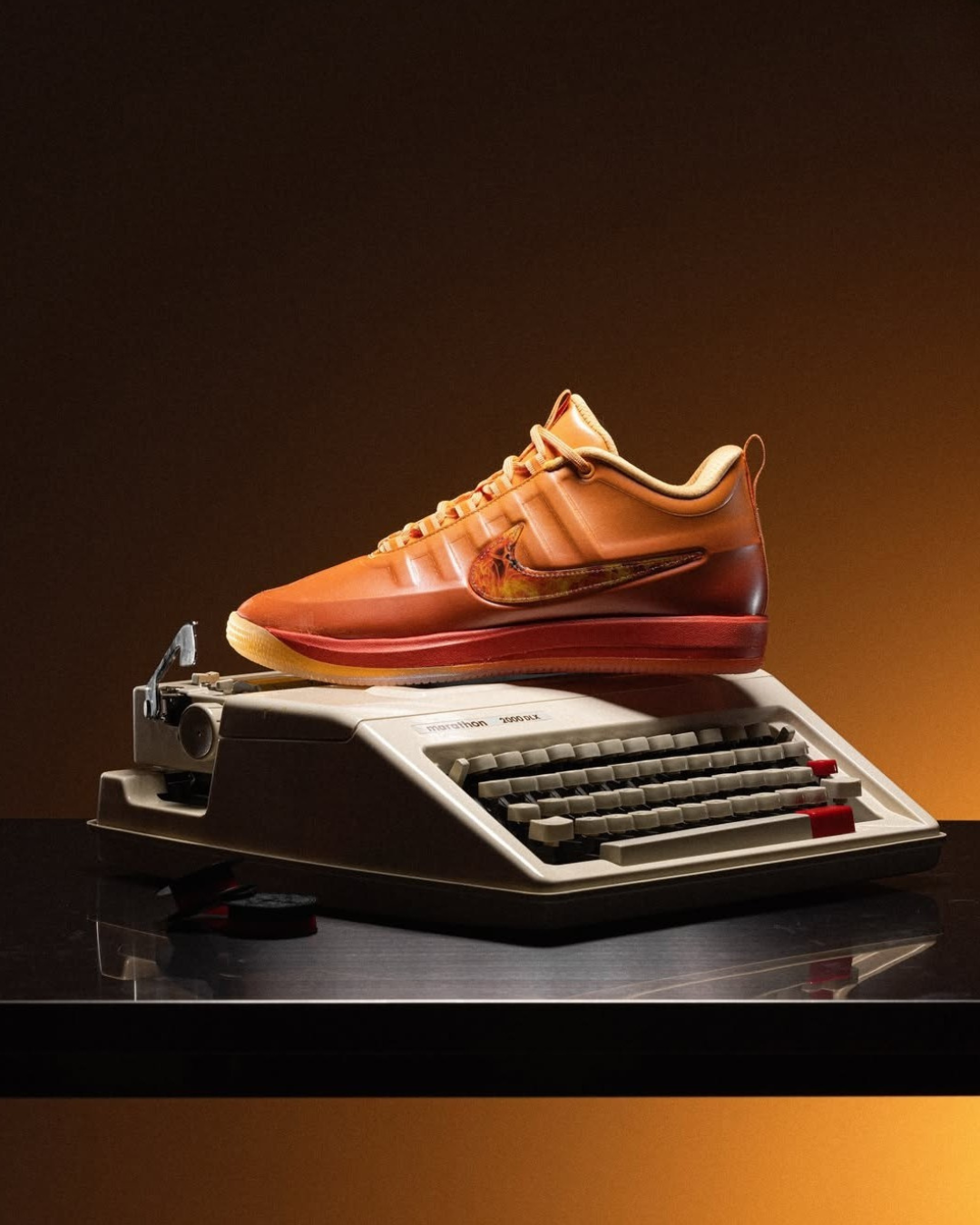 【逢甲FUZZY】Nike Book 2 "Phoenix" 太陽橘 IB6688-700