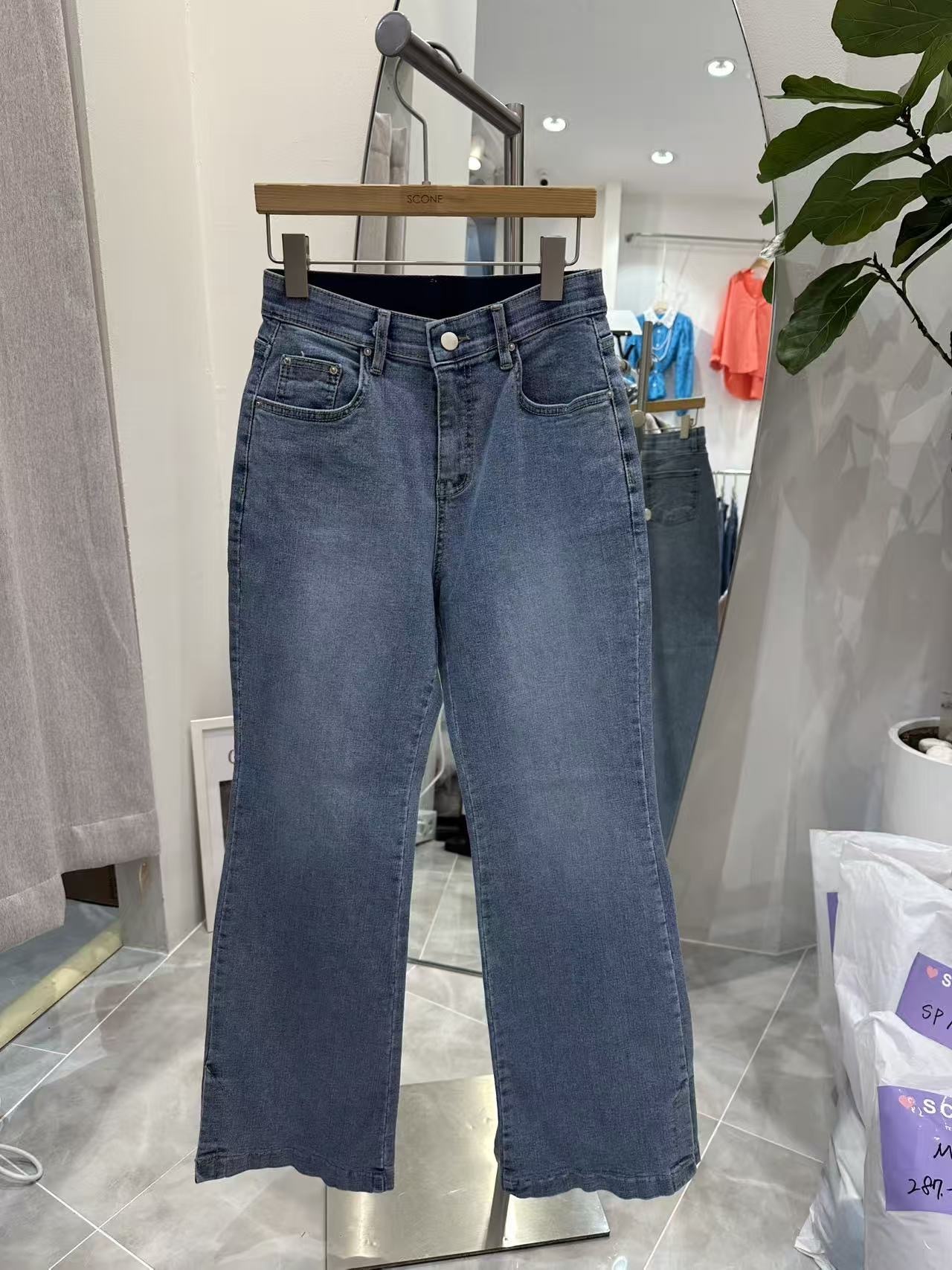 Sc45  韓國牛仔褲👖S 腰27-32長 38hip38-46  M腰28-33長  38hip39-48 L. 腰29-34長 38 hip 40-49XL 腰30-35長  38hip41-50$599