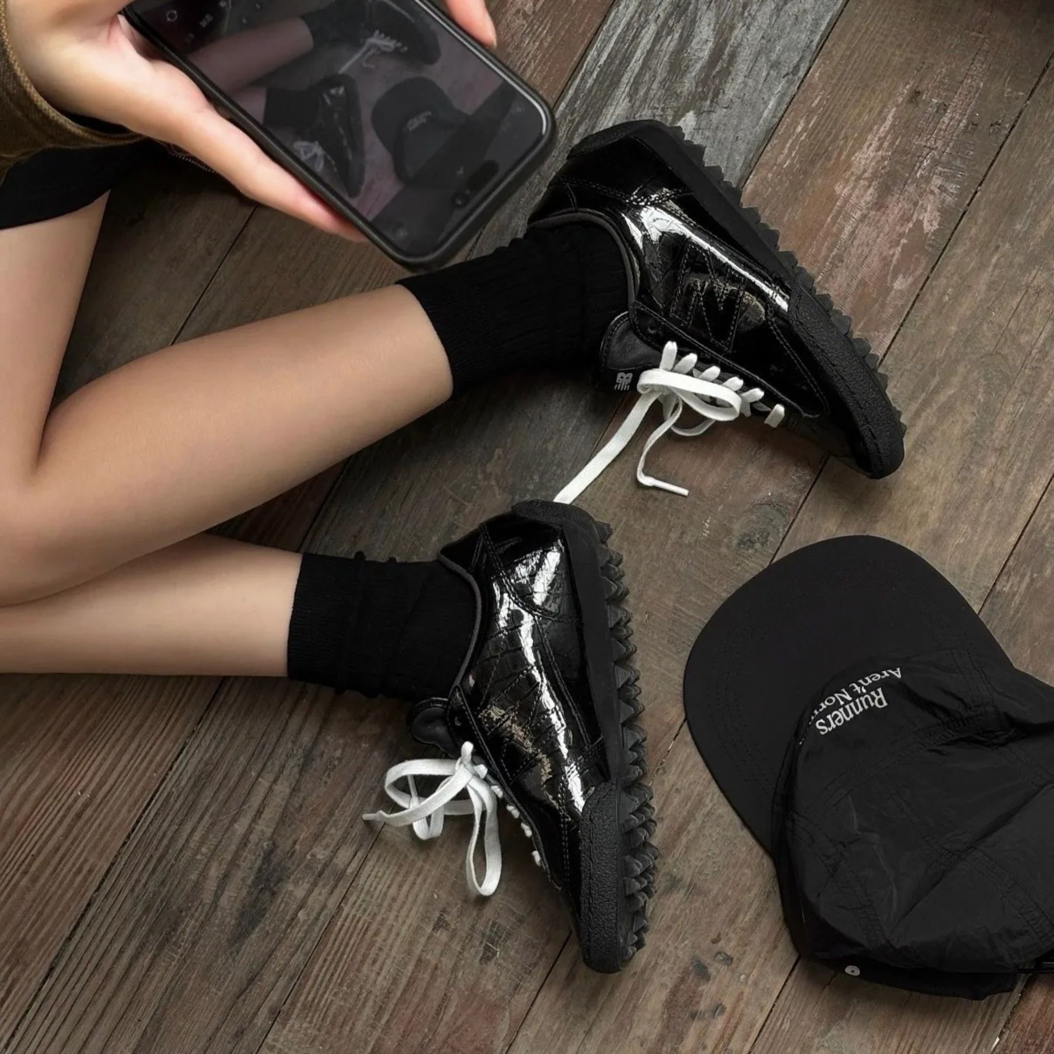 NICEDAY 代購 New Balance Gator Run 全黑 黑魂 薄底 復古 漆皮 亮面 黑 UGTR2SV