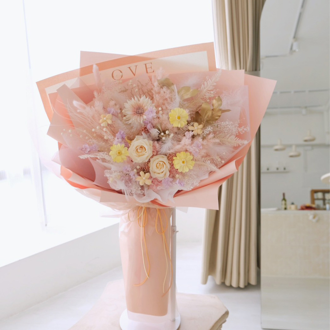 光的溫度 陪伴的光 / 永生花束