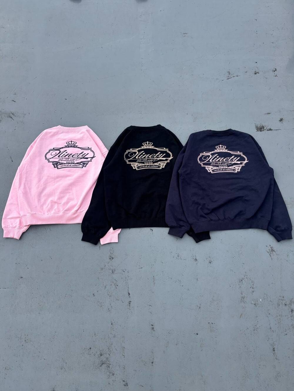 【9090】0207 發售 Crown Logo Crewneck Sweat