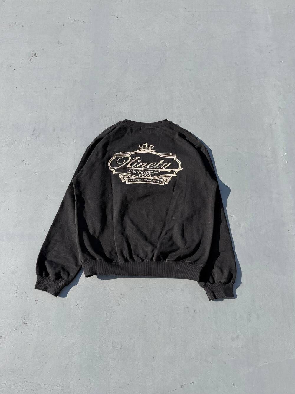 【9090】0207 發售 Crown Logo Crewneck Sweat