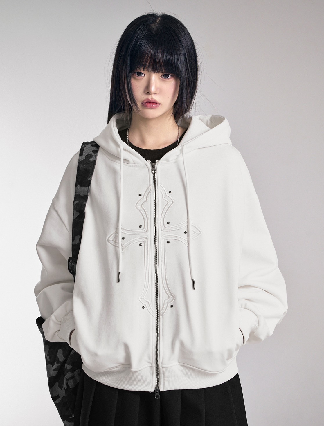 LOOXP 十字卯釘連帽外套 棉外套 休閒外套 連帽外套 十字 鉚釘