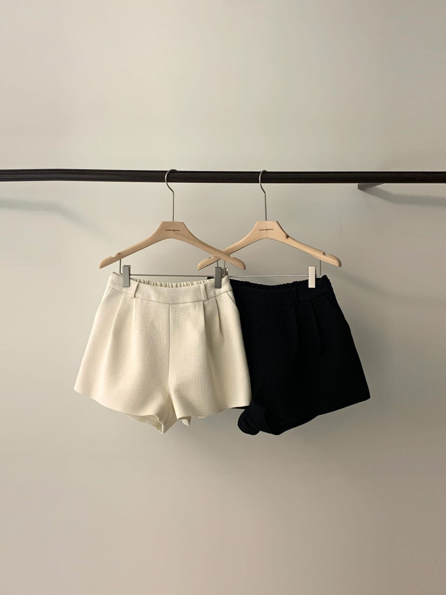 AY5526 紋路短褲 *特價* (充值購物金不適用)