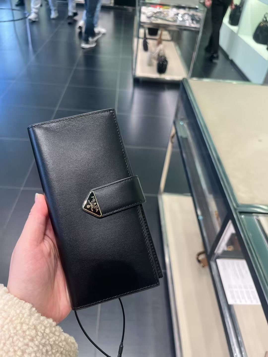 Outlet Prada Long Wallet