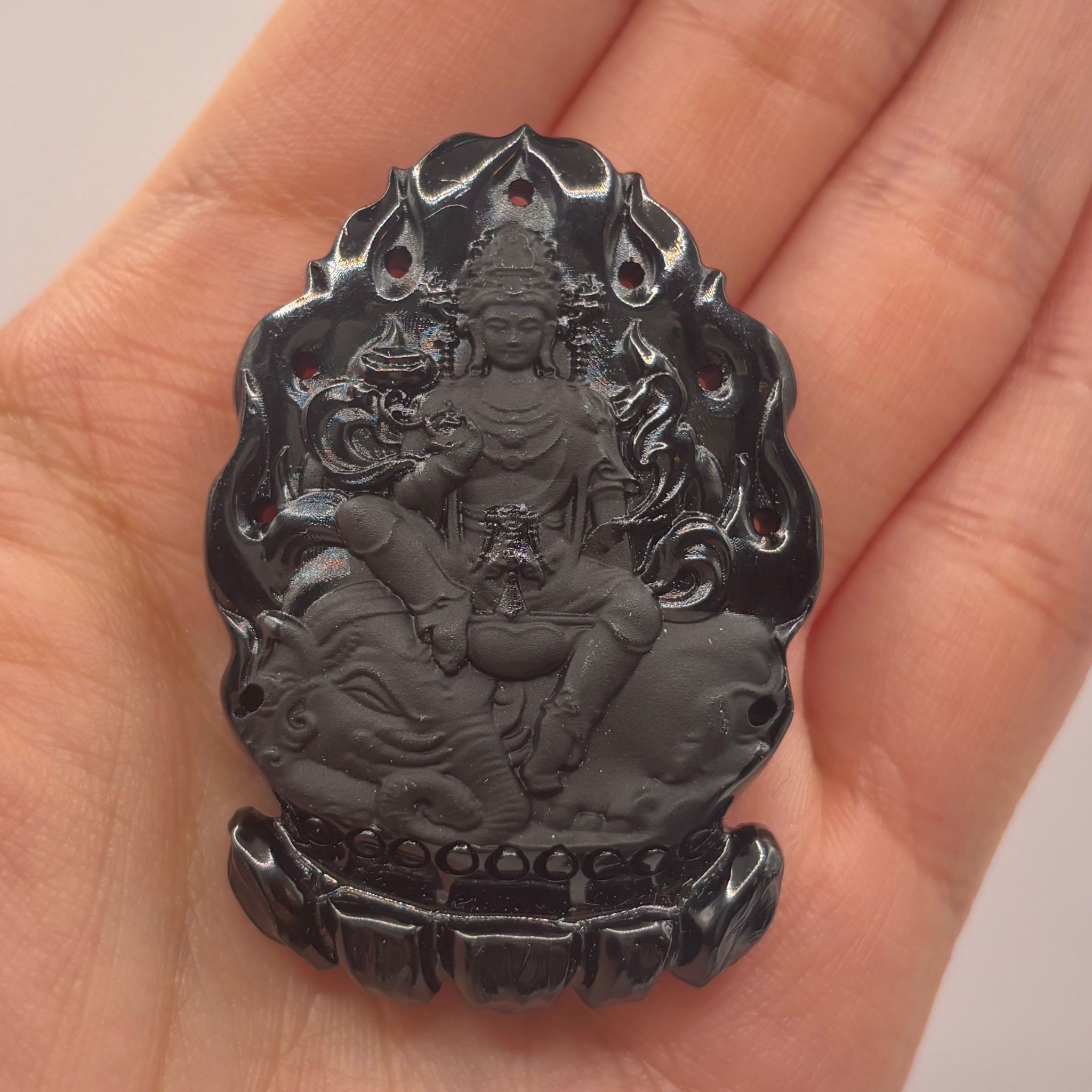 AB260204-L112-冠軍琥珀雕刻師聯乘紫袍大師開光-翳珀普賢吊墜頸鏈(一物一證書)-(需留中文全名，已包紫袍大師開光，4月頭到貨，只限尖沙咀門店自取）