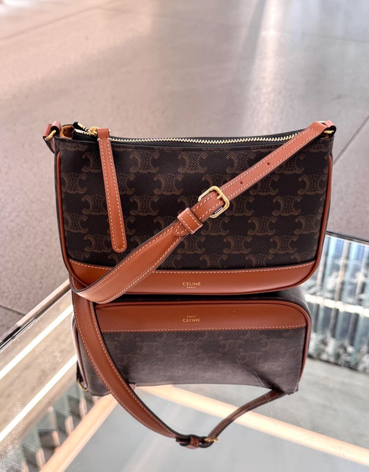 Outlet Celine Shoulder Bag