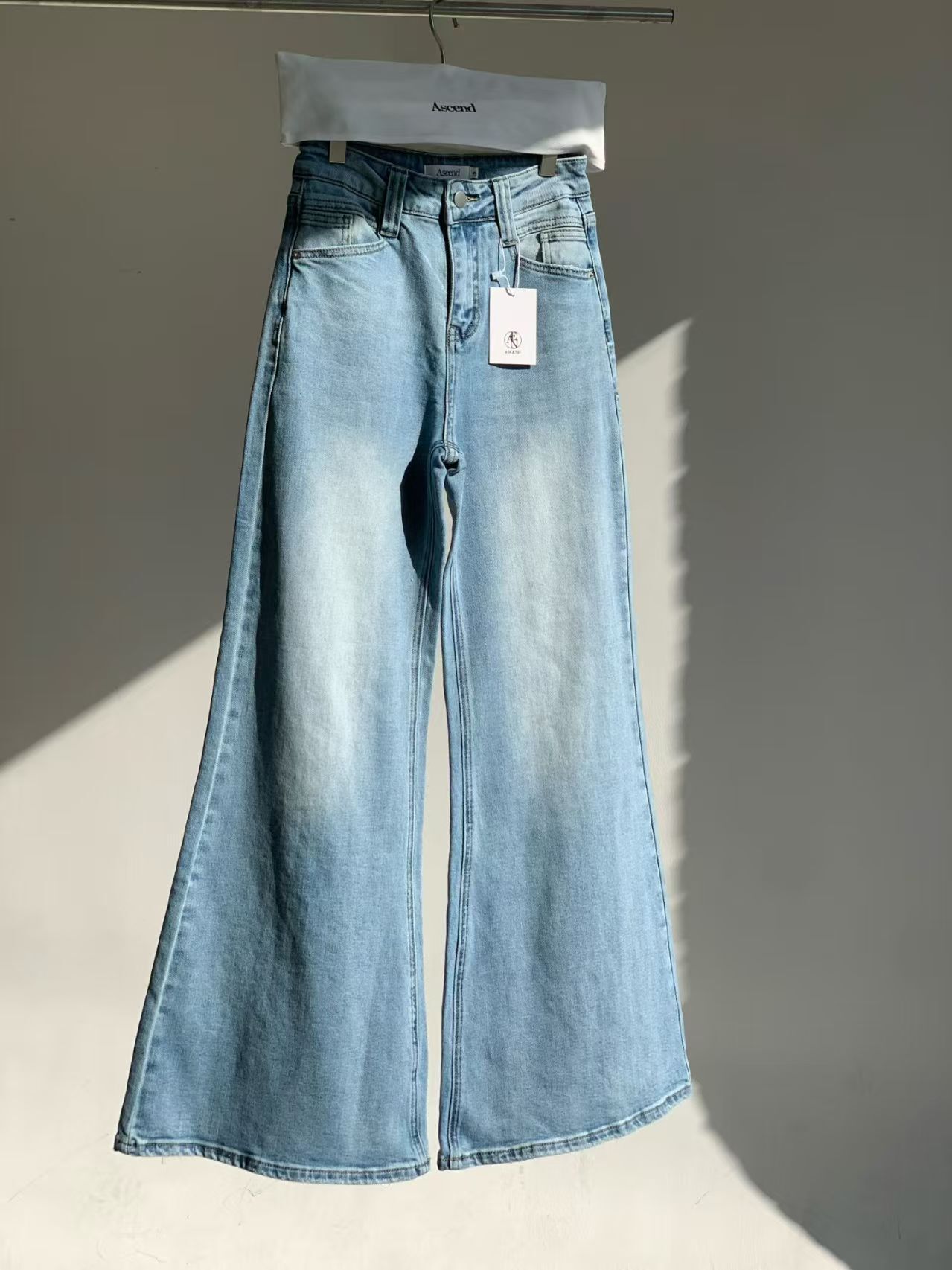 AC5507 喇叭型闊腳牛仔褲 *特價* (充值購物金不適用)