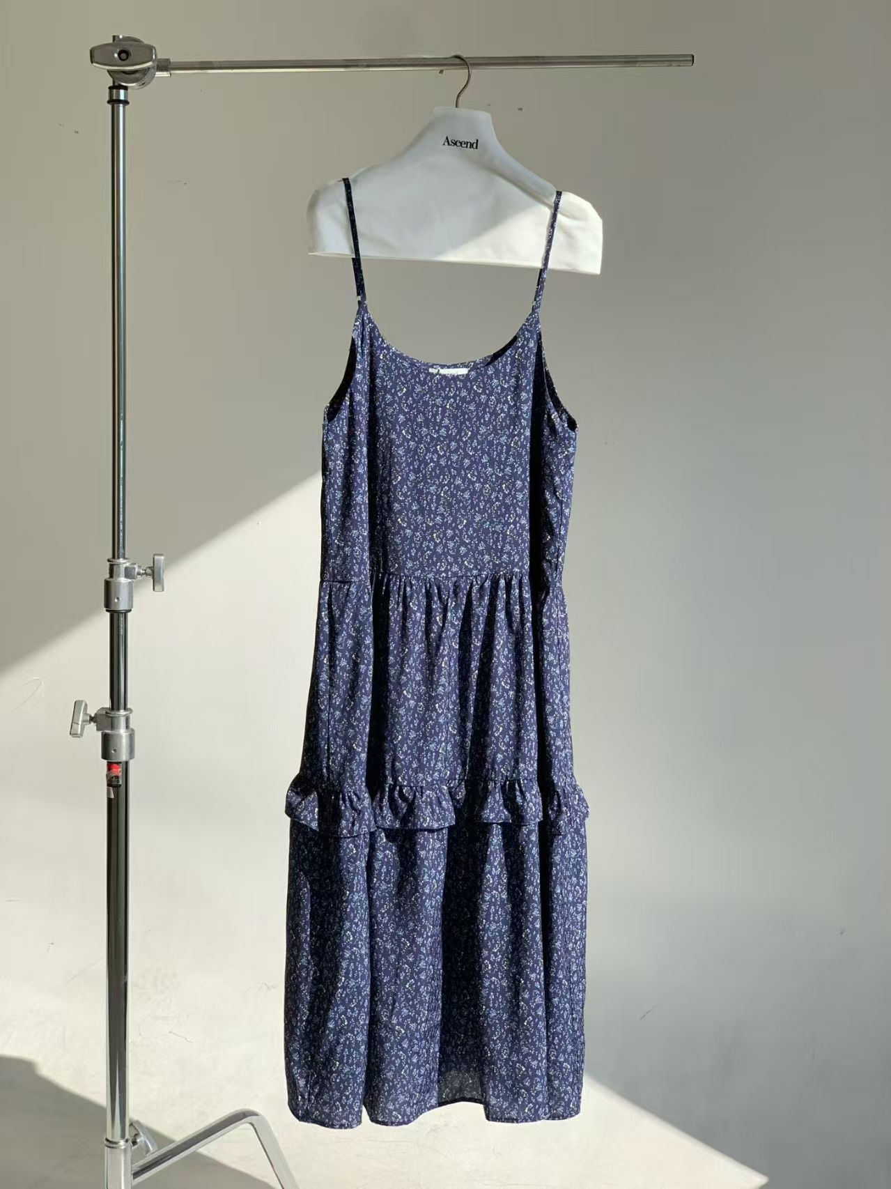 AC5508 小碎花吊帶連身裙 *特價* (充值購物金不適用)