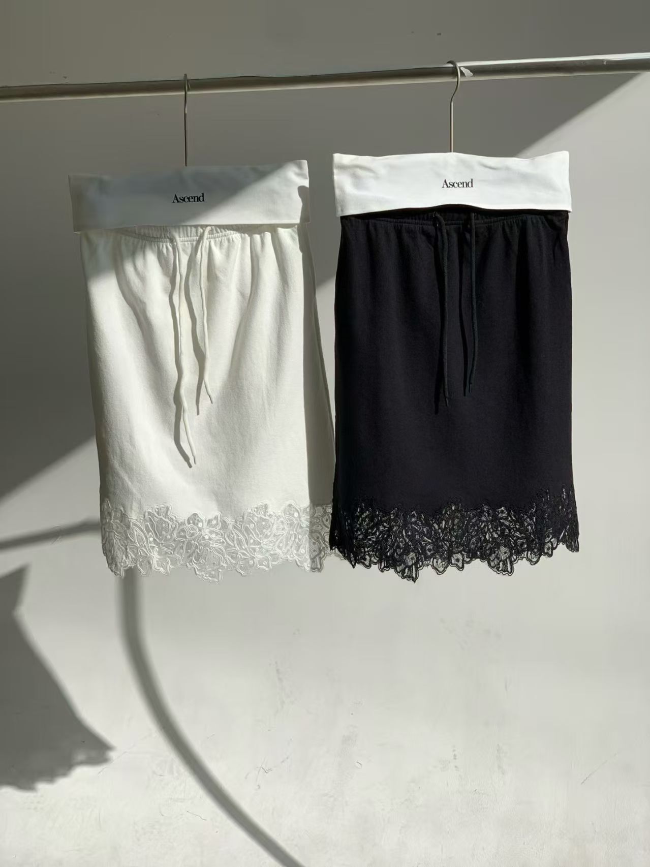 AC5513 蕾絲拼邊5分裙 *特價* (充值購物金不適用)