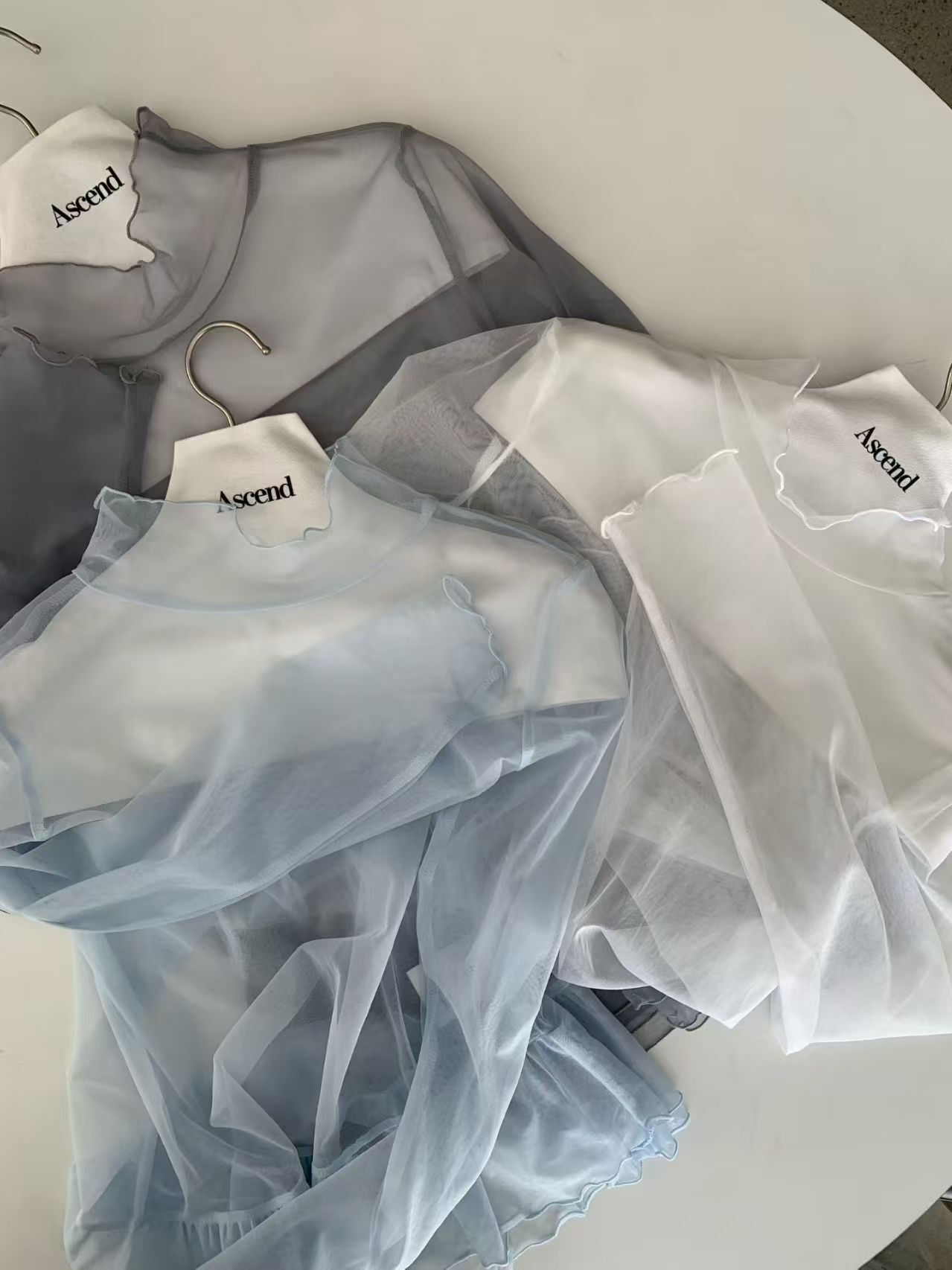 AC5515 木耳邊紗上衣*特價* (充值購物金不適用)