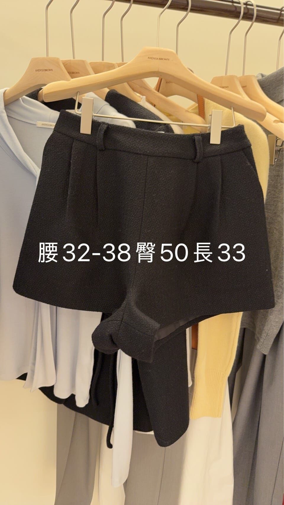 AY5526 紋路短褲 *特價* (充值購物金不適用)