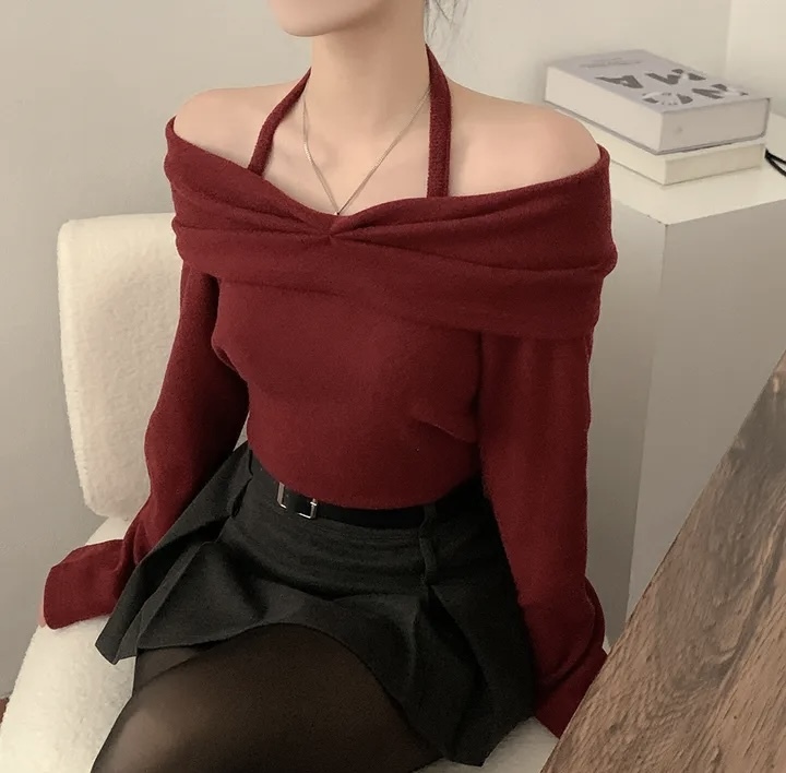 推！Halter Twisted Top