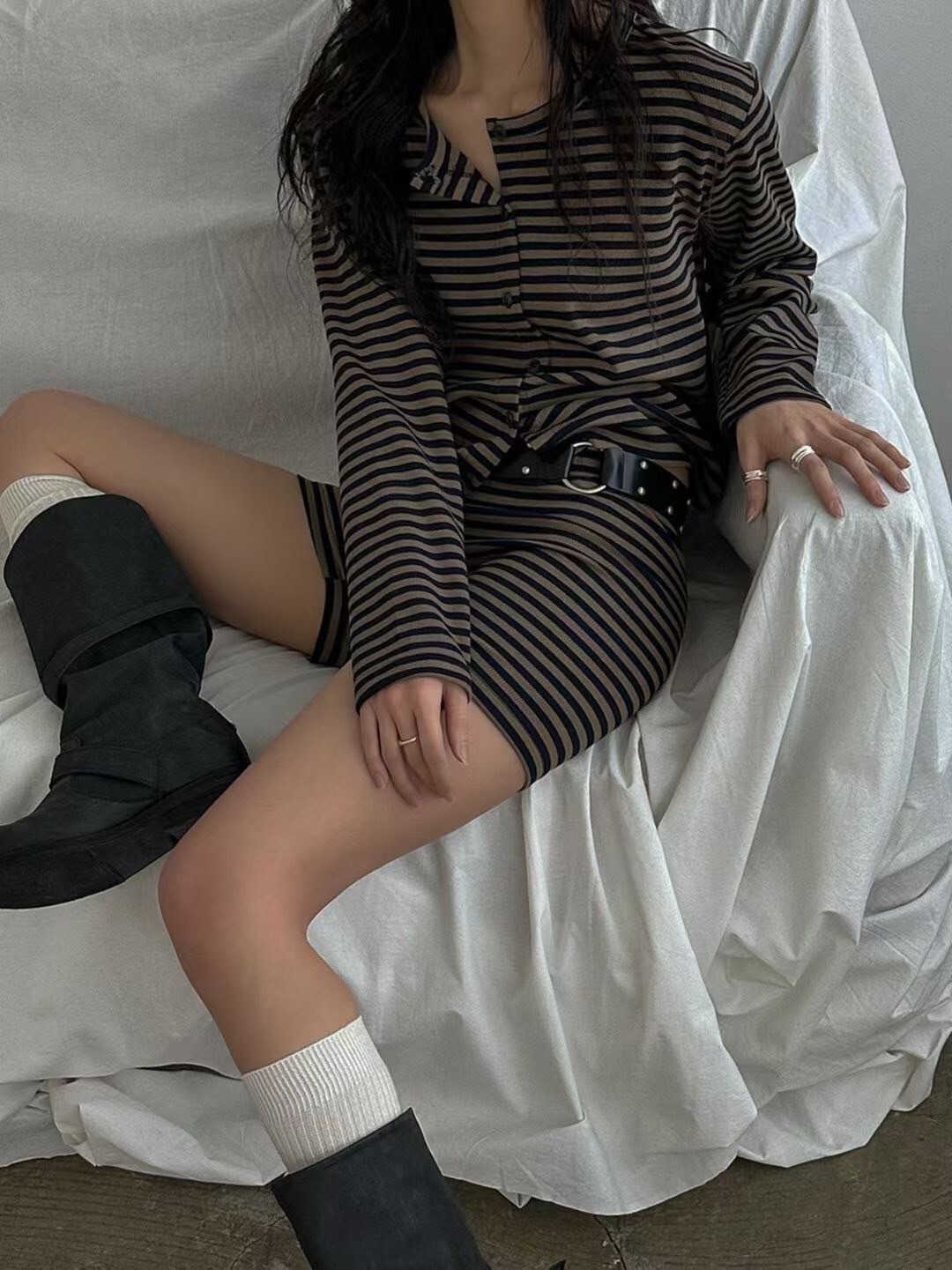 配色橫條紋圓領排釦上衣罩衫+四分短褲SET / 3色