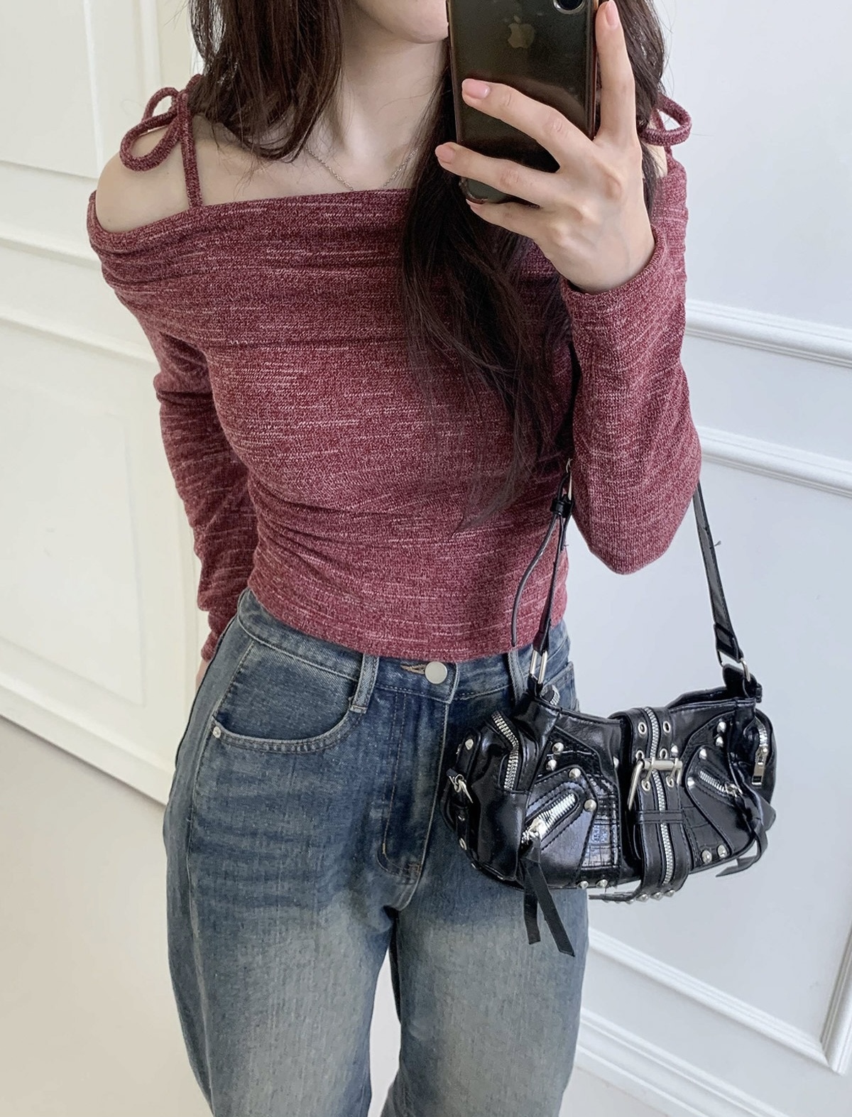 Cardon Off-Shoulder Top