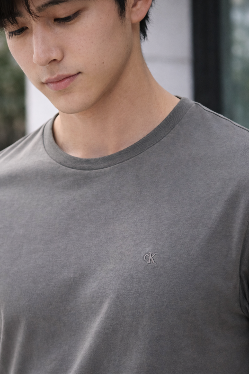 OBS327 Calvin Klein 極簡高級感百搭男士TEE