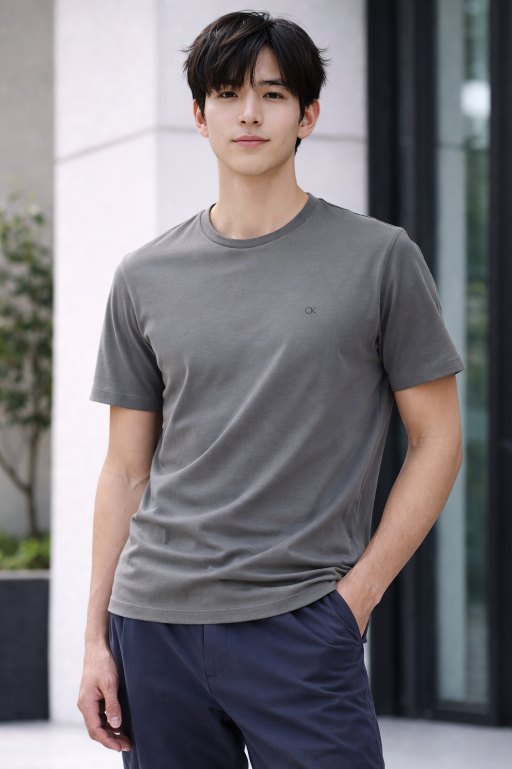 OBS327 Calvin Klein 極簡高級感百搭男士TEE