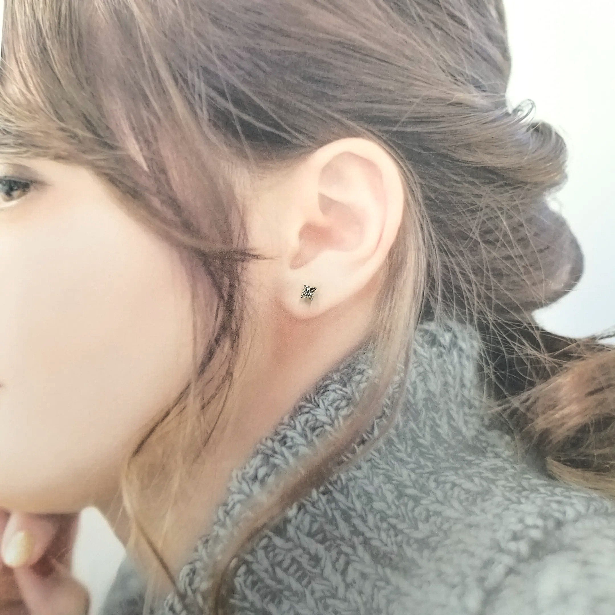 全新18K玫瑰金【主石63份方形鑽石】4爪耳環