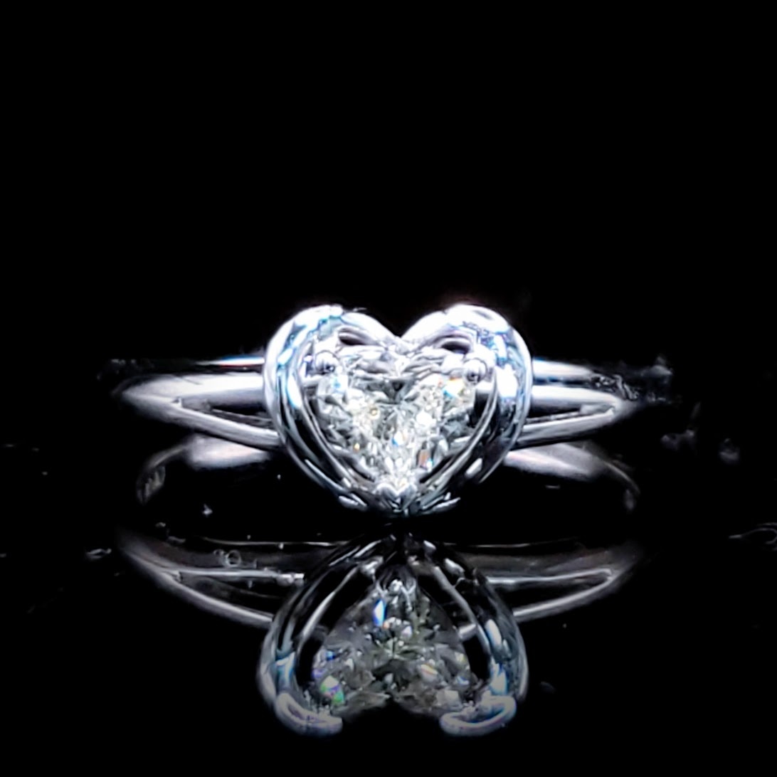 全新18K白金【單粒30份心形鑽石】戒指