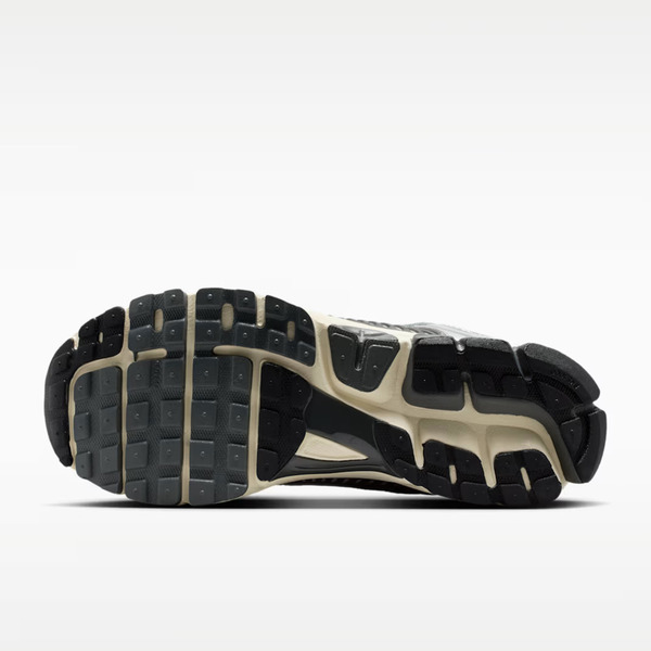 Nike 耐吉 Zoom Vomero 5 IM3486-001 男 運動休閒鞋 復古鞋 舒適 緩震 穿搭 鐵灰銀