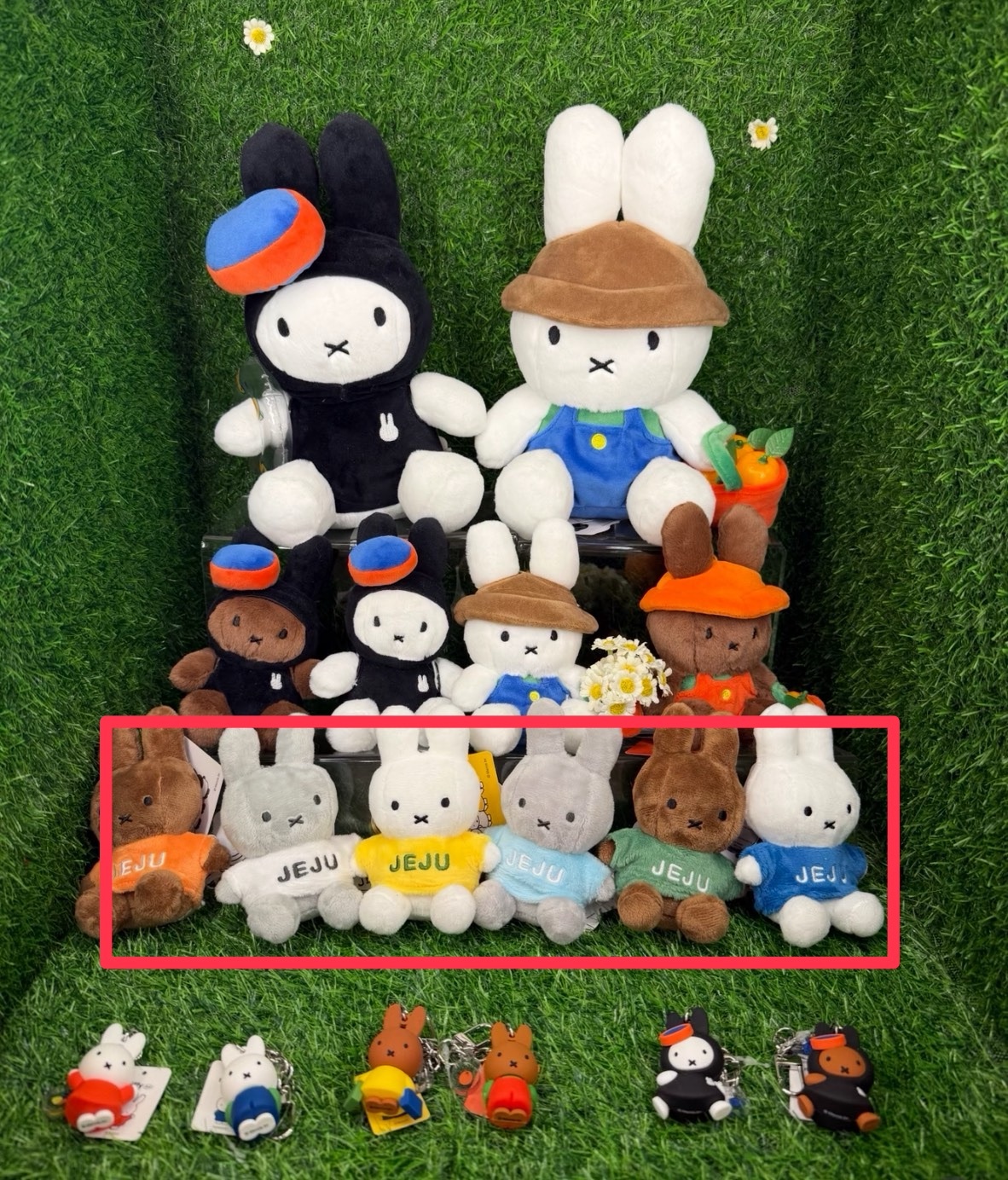 【 限量現貨 】濟州島限定 JEJU衣服米菲兔吊飾 韓國