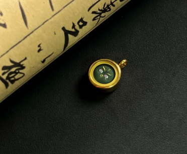 0207XZ02-雪堆白唐卡-1.0綠財眼圓卡（A2）