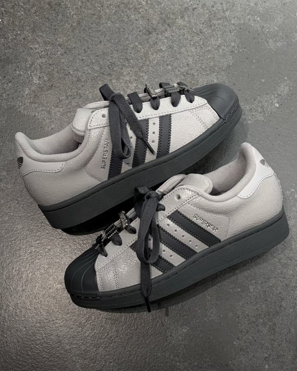 ADIDAS SUPERSTAR II 貝殼頭 芝麻炭灰 星星